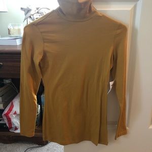 Mustard yellow turtle neck